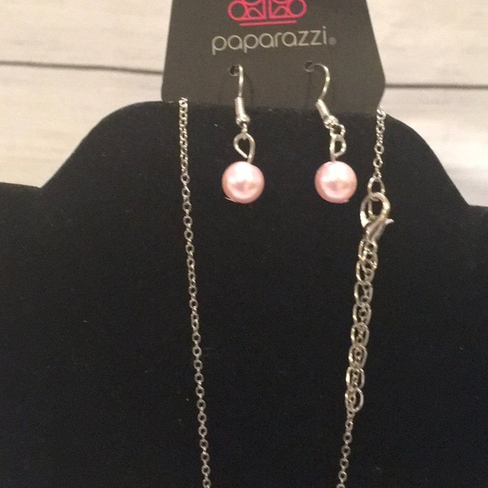 💖 Set of 2 Mom Necklace and Earrings - Picture 4 of 8